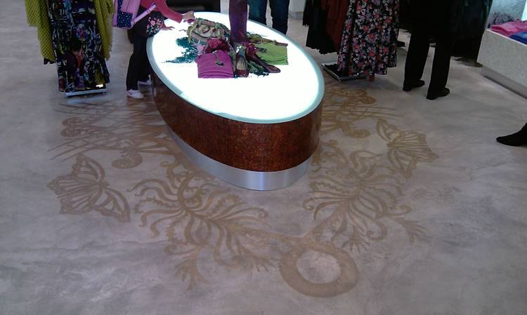 Cretecova resurfacing in fashion store